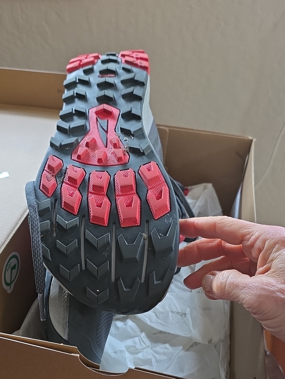 Mens Size 11.5 Altra Lone Peak 9 Trail Shoes — Gray with Red Accents - Picture 3 of 5